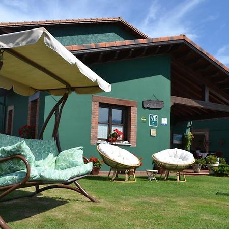 El Rincon Del Oteru Lägenhet Llanes Exteriör bild